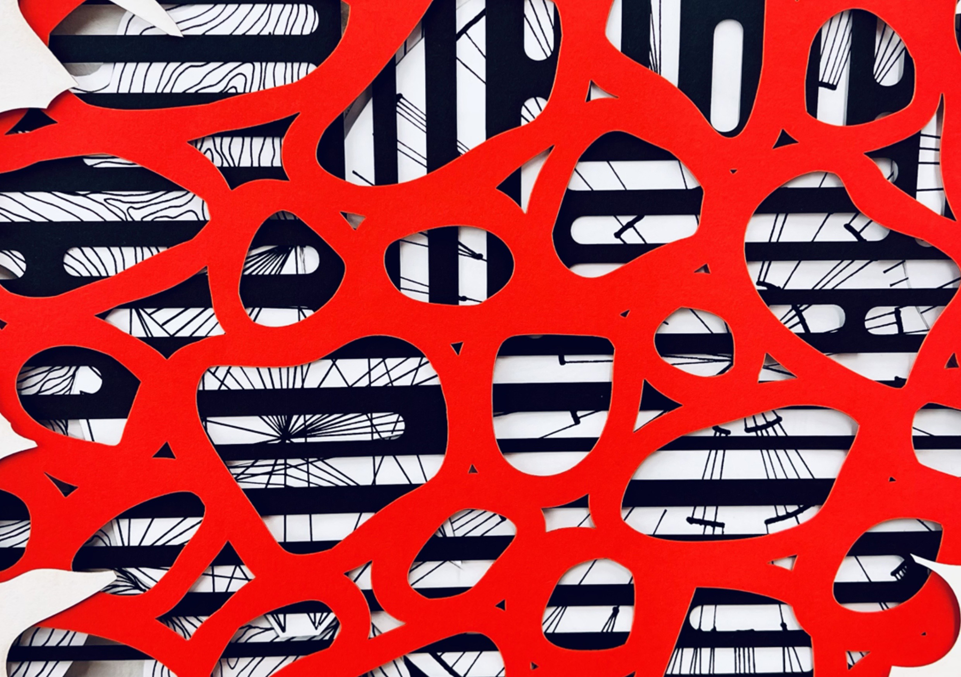 BLACKREDCUT_NAOMIVALERO_SPT